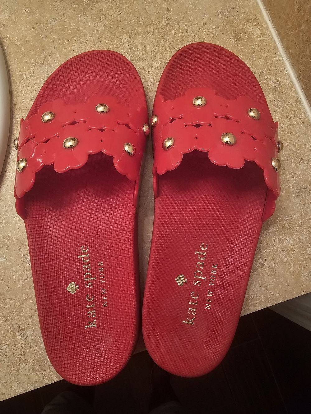 Kate Spade Red Daisy Slide